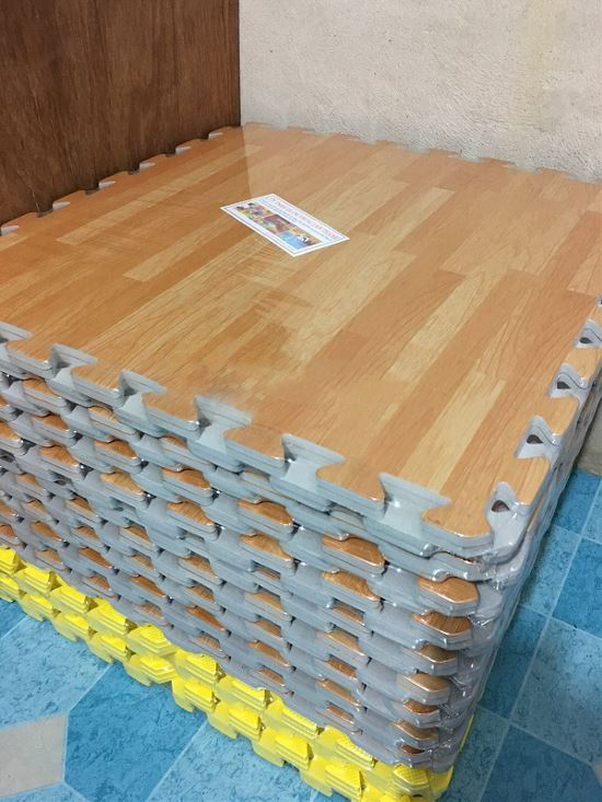 Thảm xốp ghép trải lót sàn vân gỗ giá rẻ số 1 Tphcm